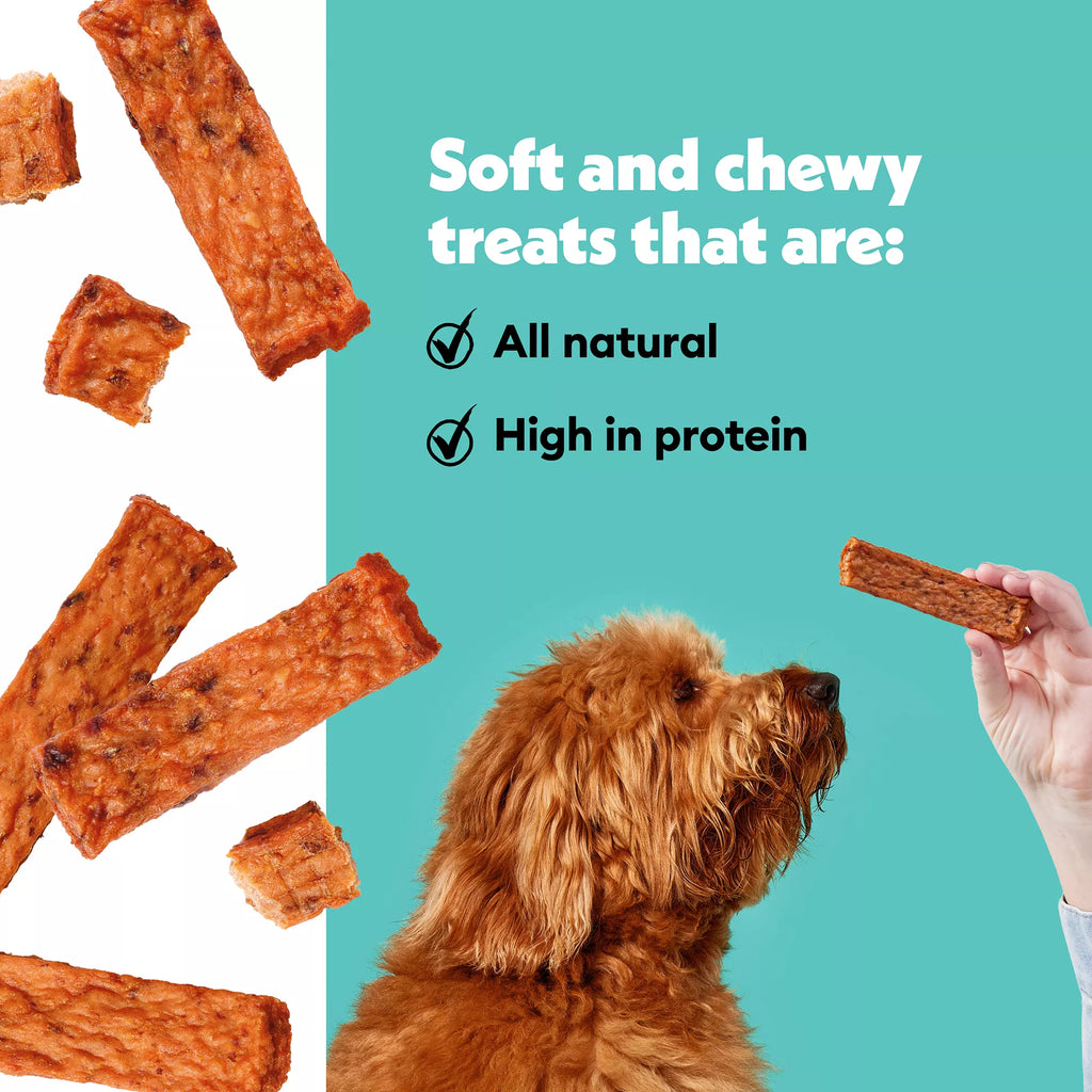 Wiggles & Wags Chicken and Cranberry Meaty Bars Dog Treats 8 OZ